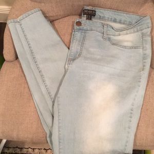 Forever21+ extra light wash jeans